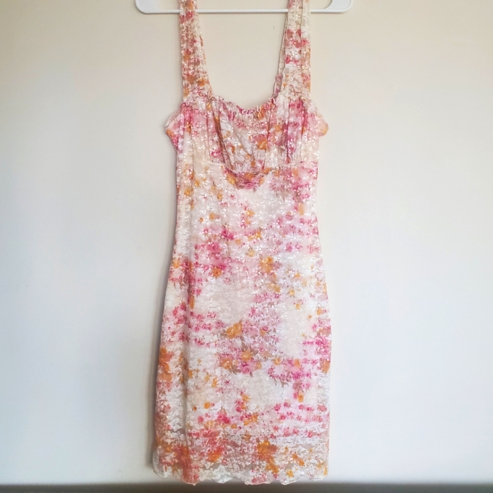 Women's Medium Taboo Cocktail Floral Summer Dress